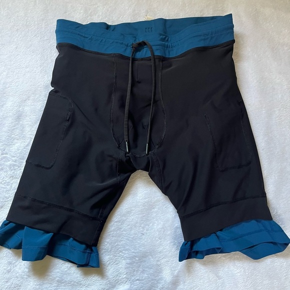 Lululemon License to Train Shorts 10” Blue Lined Size L Adjustable Drawstring - Picture 10 of 12